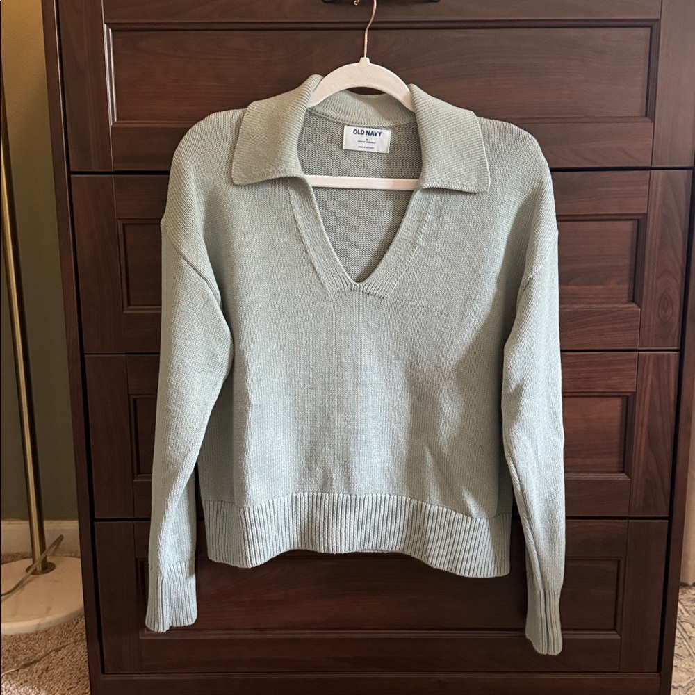Old Navy Gray/Green V-Neck Sweater